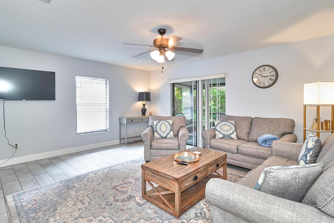 South Tampa Retreat Fenced Yard, Top Location! Exterior photo